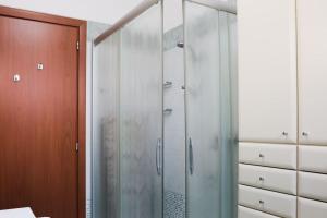 Fotografie z fotogalerie ubytování 15 min Padova Appartamento Moderno Travato v destinaci Legnaro