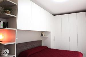 Postel nebo postele na pokoji v ubytování 15 min Padova Appartamento Moderno Travato