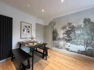 Gambar di galeri bagi Stylish 2Bed House in the Heart of Wigan di Wigan