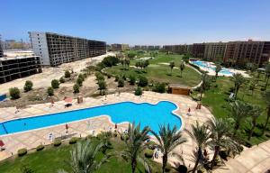 Fotografie z fotogalerie ubytování Golf Porto Marina 2-Beds Sleeps 7 Beach Access v destinaci El Alamein