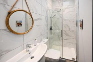 Bilik mandi di Hunter Links Cottage +21 gambar