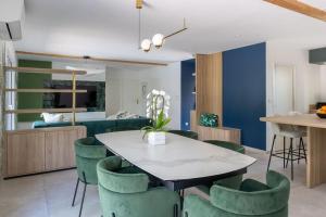 Køkken eller tekøkken på Villa Écrin Du Lac