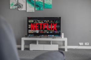 TV a/nebo společenská místnost v ubytování Birmingham City Centre, One bedroom apartment!