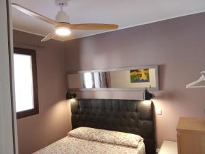 Posteľ alebo postele v izbe v ubytovaní Apartamentos "Casa Melé" 2, Parking privado opcional + 25 fotografií