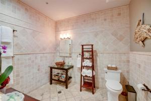 Ένα μπάνιο στο Rooftop Penthouse +36 φωτογραφίες