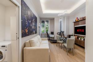 Χώρος καθιστικού στο Porta Venezia New Luxury apt - wifi full equiped