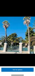 Fotografija v galeriji nastanitve Studio avec vue mer et terrasse v mestu La Seyne-sur-Mer