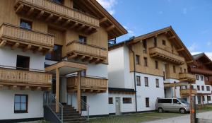 Budova, v ktorej sa apartmán nachádza