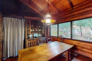 Gambar di galeri bagi Cabin in the Pines di Boothbay Harbor