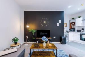 Gallery image of Stylish Apartment, Pool Table, Sleep 6, Central Location in Liverpool