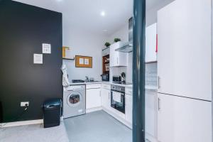 Gallery image of Stylish Apartment, Pool Table, Sleep 6, Central Location in Liverpool