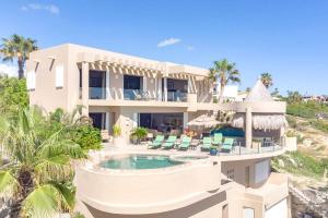 an aerial view of a house with a swimming pool at Villa Alegria in El Pueblito