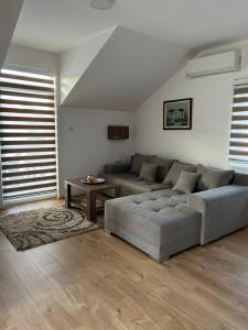 Posezení v ubytování Apartman Dunja + 29 fotografií