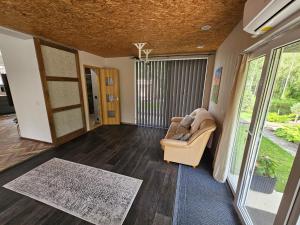 Posezení v ubytování Elva Majutus - Puhkemaja - Hot Tub l Sauna l BBQ