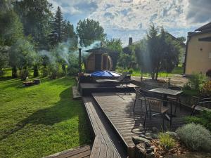 Zahrada ubytování Elva Majutus - Puhkemaja - Hot Tub l Sauna l BBQ