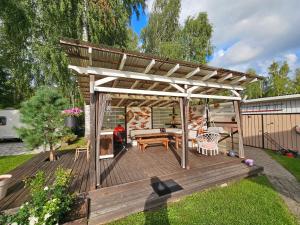 Zahrada ubytování Elva Majutus - Puhkemaja - Hot Tub l Sauna l BBQ