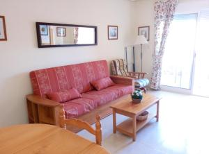 Posedenie v ubytovaní Apartamentos Arenales Del Sol III