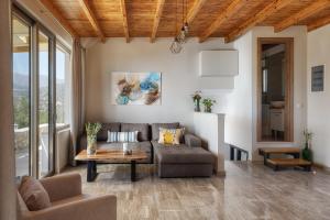 Posezení v ubytování Mediterranean View Villa
