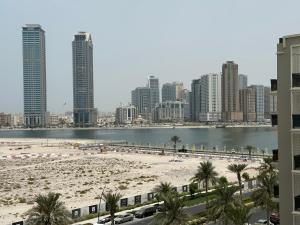 Fotografie z fotogalerie ubytování SeaView Getaway v destinaci Sharjah