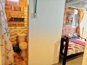 Koupelna v ubytování Hostal Familiar la Palma + 8 fotografií