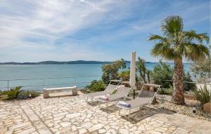 Φυσικό τοπίο κοντά σε αυτή η παραθεριστική κατοικία