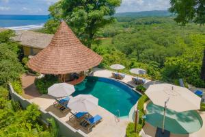 Bazén v ubytování Hotel Boutique Lagarta Lodge nebo v jeho okolí