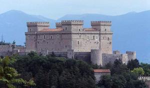 Foto dalla galleria di Hotel Lory & Ristorante Ferraro a Celano