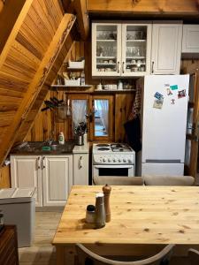 Kuchyň nebo kuchyňský kout v ubytování Mansion Tara