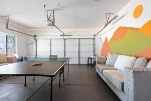 Gallery image of NEW Desert Dream Hot Tub, Yoga, Ping Pong, Fire Pit in Joshua Tree