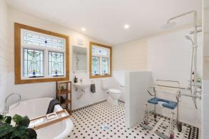 Gallery image of Rosemill Cottage - By Berry Getaways in Berry +5 photos