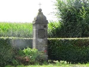 Vonkajšia záhrada v ubytovaní Gîte de charme à Leval, 4 chambres, cheminée, cour privative, proche nature et randonnées - FR-1-510-175