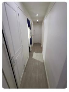 Gallery image of Grande Chambre Proximité Paris-Bondy 4 in Bondy