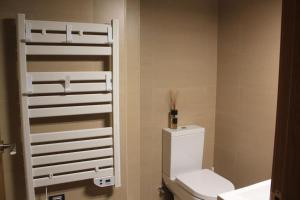 Koupelna v ubytování Apartamento dúplex en Sort con piscina