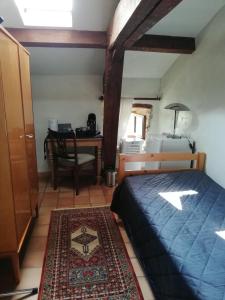 Posteľ alebo postele v izbe v ubytovaní Ardèche chambres d hôtes près de Vallon pont d Arc