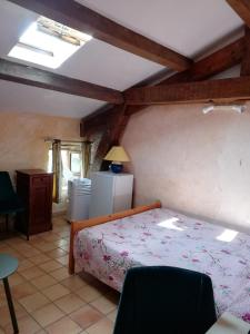 Posteľ alebo postele v izbe v ubytovaní Ardèche chambres d hôtes près de Vallon pont d Arc