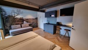 TV a/nebo společenská místnost v ubytování Hotel Skjern