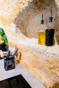 Kép Le temps suspendu, Nuit sous la roche & jacuzzi szállásáról Doué-la-Fontaine-ben a galériában