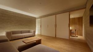 Posezení v ubytování 住京都小川生薬ヴィラ Jyu KyotoOgawasyouyaku VILLA + 2 fotografie