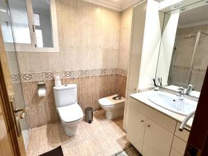 Kúpeľňa v ubytovaní Moderno y acogedor apartamento para 6 personas