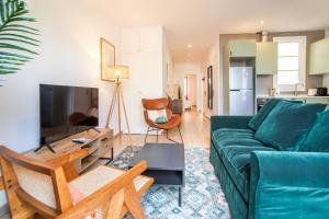 Posedenie v ubytovaní 22CRC1039 - Exquisite apartment near the center