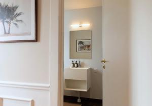 Koupelna v ubytování Central City Apartment in Copenhagen + 25 fotografií