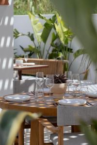 Galeriebild der Unterkunft Parilio, a Member of Design Hotels in Naoussa