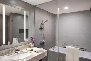 Koupelna v ubytování Hilton Garden Inn Puchong