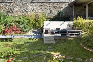 Aed väljaspool majutusasutust Hotel De Clisson Saint Brieuc