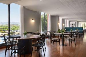 Posezení v ubytování Dolce by Wyndham Barcelona Resort