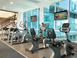Fitness centrum a/nebo fitness zařízení v ubytování Wyndham Panbil Batam