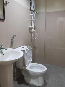 Ένα μπάνιο στο ROCK VIEW-LODGE