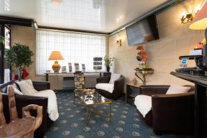 Istumisnurk majutusasutuses Hotel De Clisson Saint Brieuc
