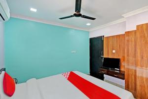 Postel nebo postele na pokoji v ubytování Super Hotel O Hi5 Days Inn Premium