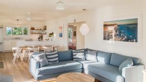 Posezení v ubytování Hale Kalani home